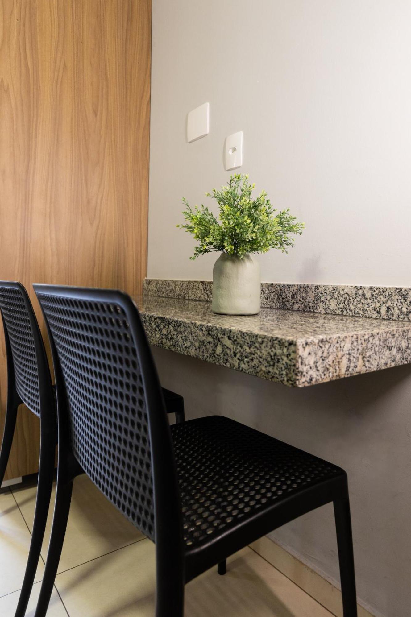 Apartamento Em Sao Joao Del Rei, Ao Lado Da Estacao Ferroviaria, Estacionamento E Ar Condicionado Экстерьер фото